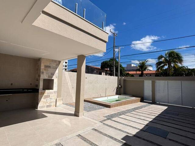Casa para Venda em Rio das Ostras - 4