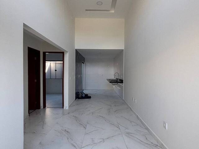 #1044 - Casa para Venda em Rio das Ostras - RJ