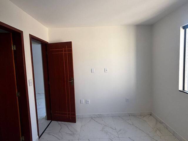 #1044 - Casa para Venda em Rio das Ostras - RJ