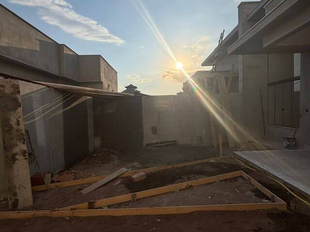 #1045 - Casa para Venda em Rio das Ostras - RJ